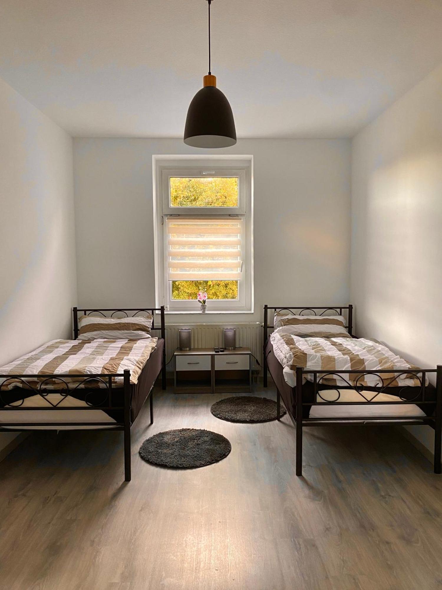 Schoene 3-Zimmer Monteurswohnung Im Sueden Von Leipzig Eg Kültér fotó